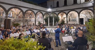 Gennaro Pisapia al Santa Maria La Nova: le suggestioni della canzone partenopea nella sua casa artistica